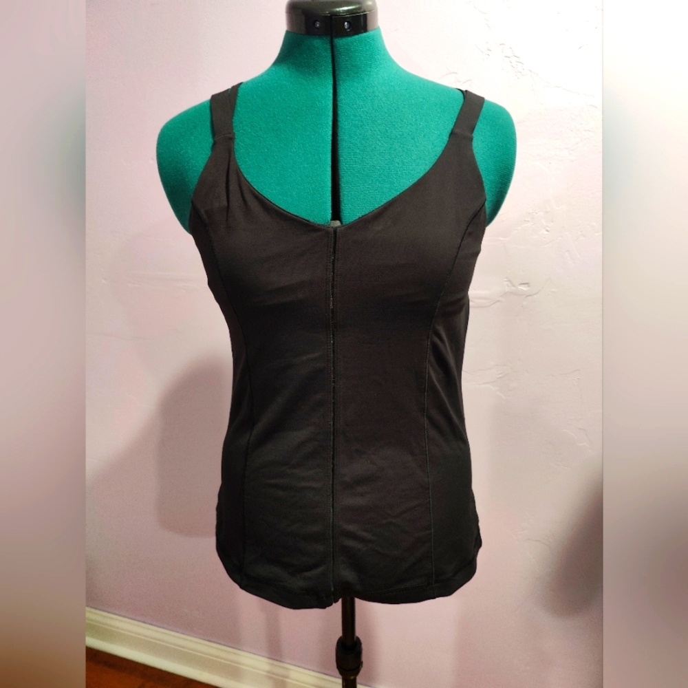 Black lulu tank top